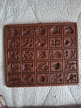 Vintage Wooden Carved Mold The House On The Hill 25 Big Picture 4007 Made IN USA